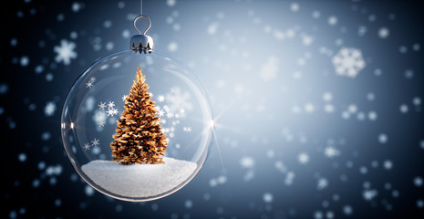 Glaskugel - Weihnachtskugel mit goldenem Baum