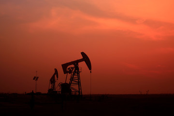 crank balanced beam pumping unit in a oilfield