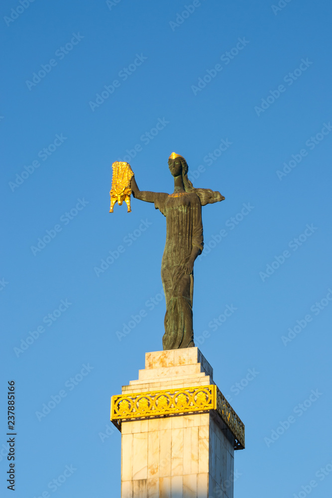 Wall mural statue of medea at the europe plaza of batumi, georgia