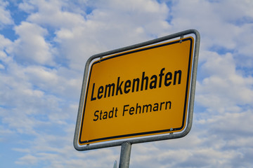 Fehmarn, Ortsschild, Lemkenhafen, Ostsee, Straßenschild, 