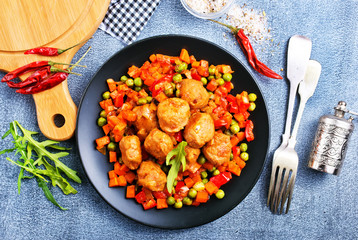 vegetables with meatballs