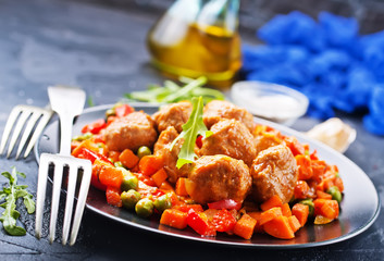 vegetables with meatballs