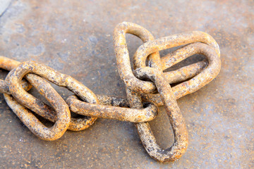 oxidation rust iron chain