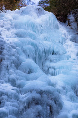 厳寒の氷爆