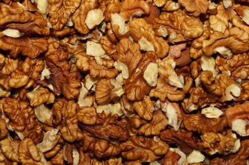 Walnuts without shell 