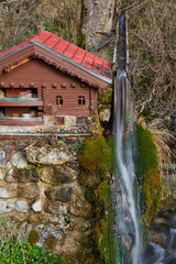 Rotating water mill