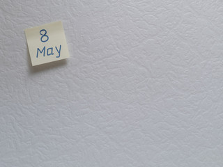 May 8, calendar date sticky note