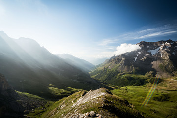 Route du Col du Lautaret vers le Galibier, Hautes-Alpes France
