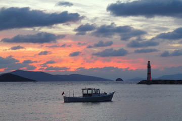 Obraz premium Seaside town of Turgutreis and spectacular sunsets