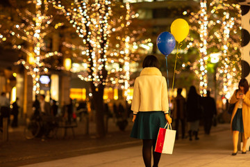 イルミネーション　夜　クリスマス　年末