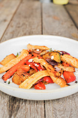 burger, hamburger, food, sandwich, bread, cheese, meat, cheeseburger, bun, beef, isolated, meal, fast, white, tomato, lettuce, snack, lunch, sesame, dinner, fast food, fat, salad, onion, breakfast