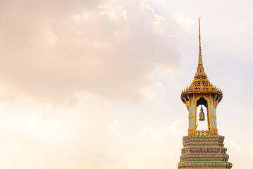 Fototapeta premium Wat Phra Kaeo, Temple of the Emerald Buddha and the home of the Thai King. Wat Phra Kaeo is one of Bangkok's most famous tourist sites and it was built in 1782 at Bangkok, Thailand.