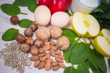 The ingredients of the dishes containing vitamin E. A healthy diet.