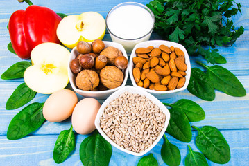 The ingredients of the dishes containing vitamin E. A healthy diet.