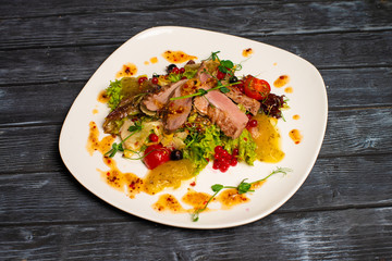 New Year's table.Servicing New Year's table. Photos in the interior