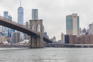 Fototapeta na wymiar View on Brooklyn bridge and Manhattan