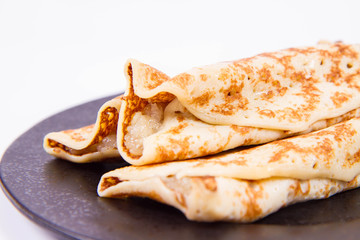 Pancakes stuffed with braised apples 