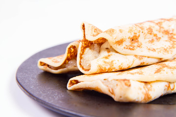 Pancakes stuffed with braised apples 