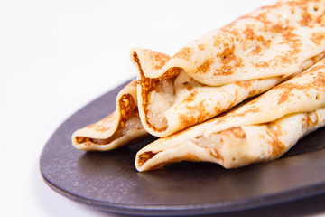 Pancakes stuffed with braised apples 