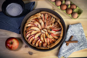 Tart with apples