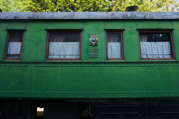 Fototapeta na wymiar Gori Stalin Old Green Wagon
