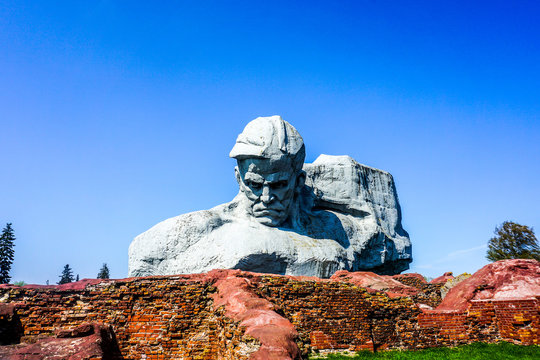 Brest Fortress Hero Complex Monument Frontal