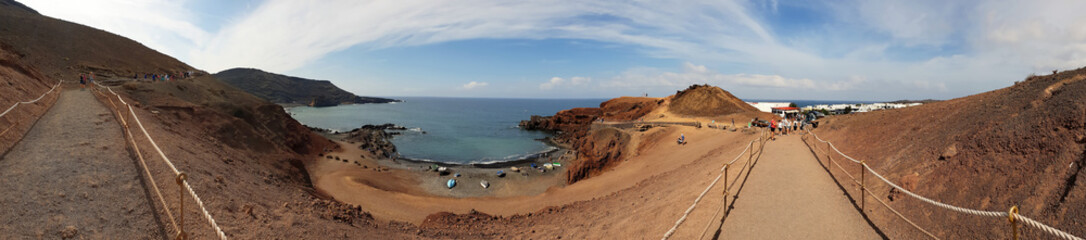 Fototapeta na wymiar El Golfo - Lanzarote - Panorama