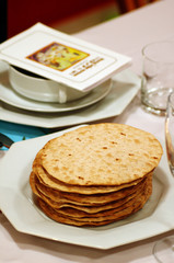 Matza and Haggada for pesach
