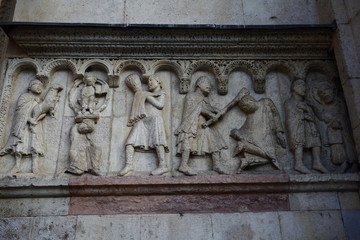 Duomo di Moderna particolari