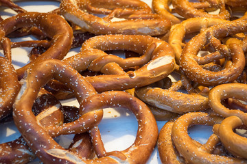 Bretzel or Pretzel is a bread, of Alsatian origin, very tasty spread in countries such as Germany, Switzerland, Austria, Alto Adige (Italy)