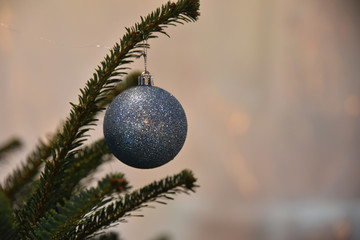 Boule de Noël bleu argent