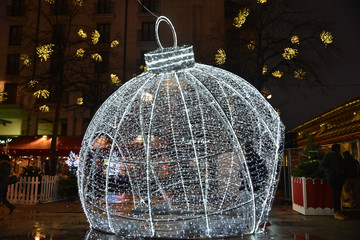 Boule de Noël féerique