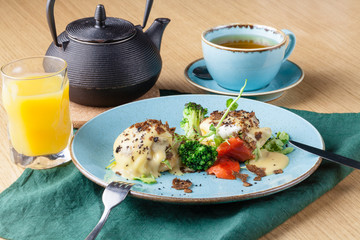 Breakfast set, Egg Benedict with smoked salmon and fresh Hollandaise sauce