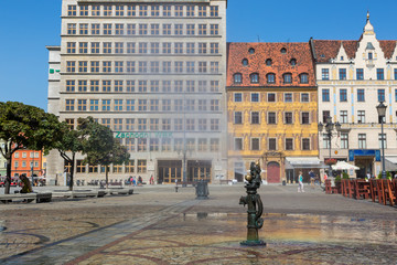 Naklejka premium Dwarf fountain on the Market Square of Wroclaw, Poland