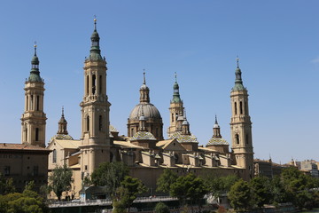 Fototapeta na wymiar Basílica El Pilar