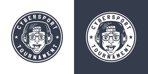 Vintage monochrome gaming round logo