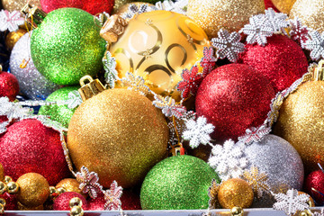Fototapeta na wymiar Christmas balls. Colour background