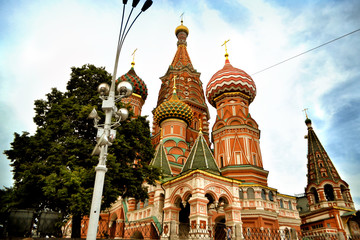 Obraz premium st basils cathedral on red square in moscow