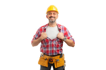 Builder revealing copyspace under shirt.