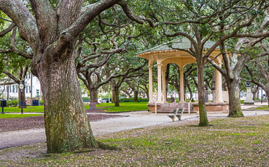 Fototapeta premium Pavilion at White Point Garden in Charleston, SC
