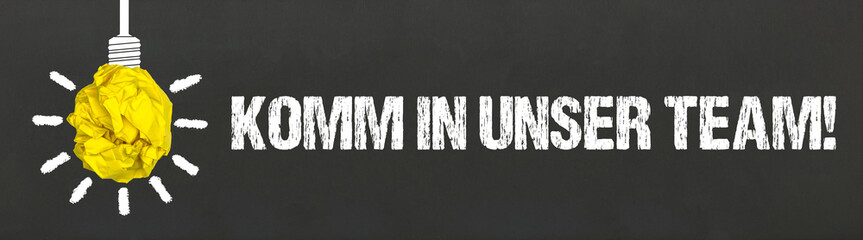Komm in unser Team! / Glühbirne auf Tafel