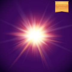 Obraz premium Realistic, bright, glowing sun, star burst on dark background.
