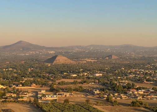 Teotihuacan site view from hot air balloon