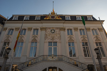 Fototapeta na wymiar Das Alte Rathaus von Bonn