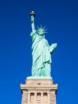 ニューヨーク　自由の女神