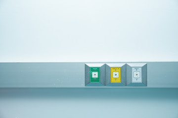 gas and vacuum outlets in hospital patient room
