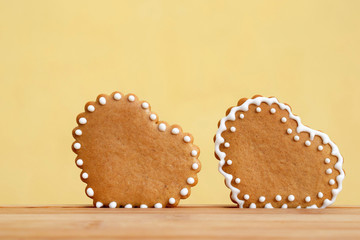 Romantic gingerbread hearts