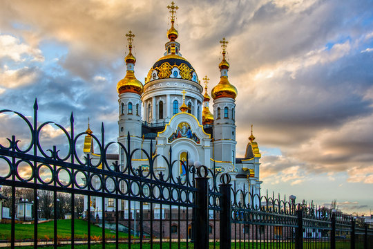 evening Cathedral in Donetsk