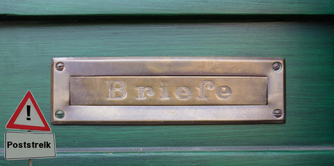 Poststreik Briefe Briefkasten