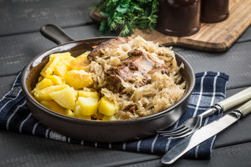 Fried ribs in sauerkraut.